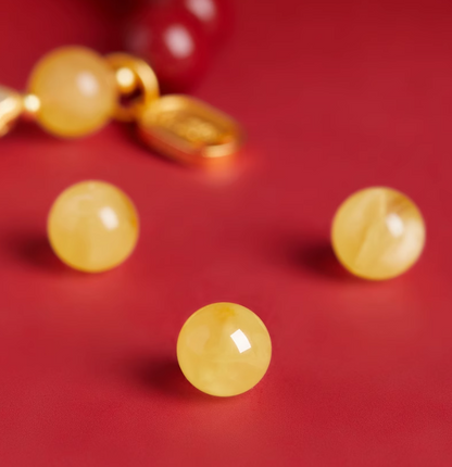Bracelet en cinabre fait main avec pièce d'or, perle d'ambre et gourde de jade - Prospérité, paix et bonne fortune